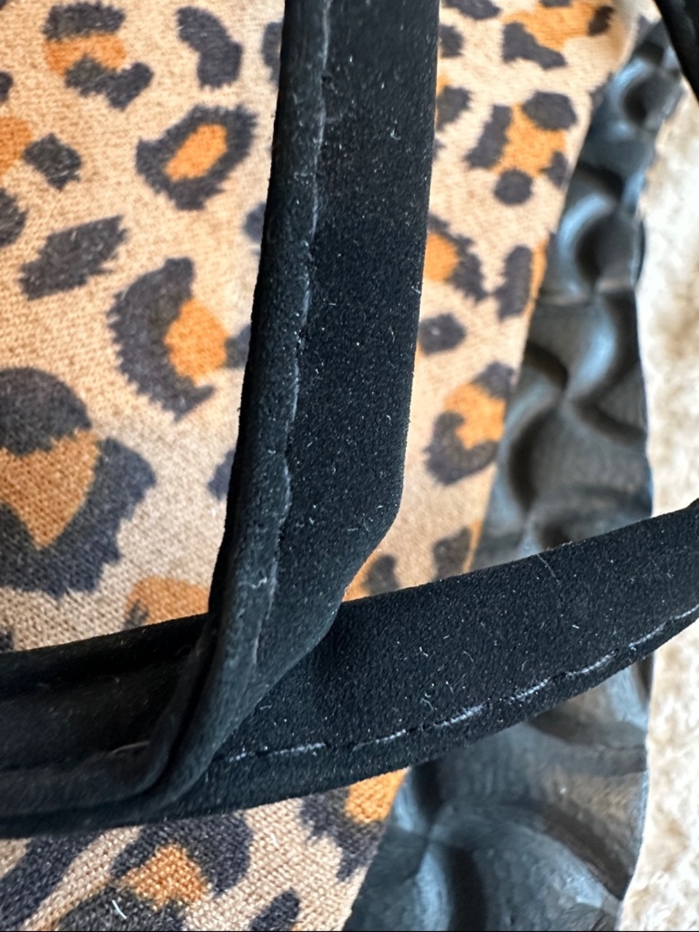 Leopard Print Flip Flop Sandals - Black Straps - Picture 3 of 3